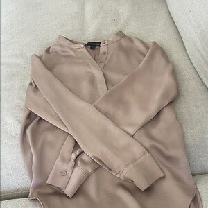 Banana Republic Women's Blouse in Soft Taupe